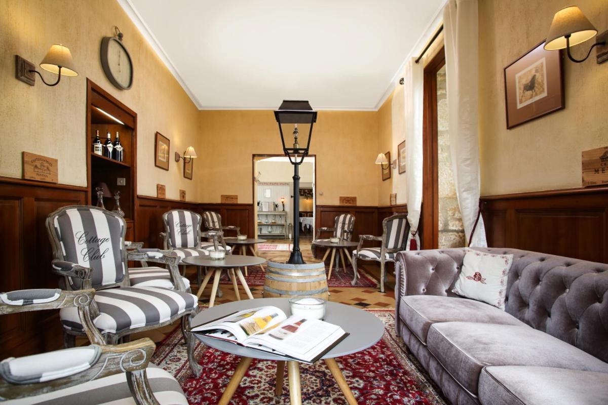 La Roseraie Hotel Restaurant Montignac-Lascaux Buitenkant foto